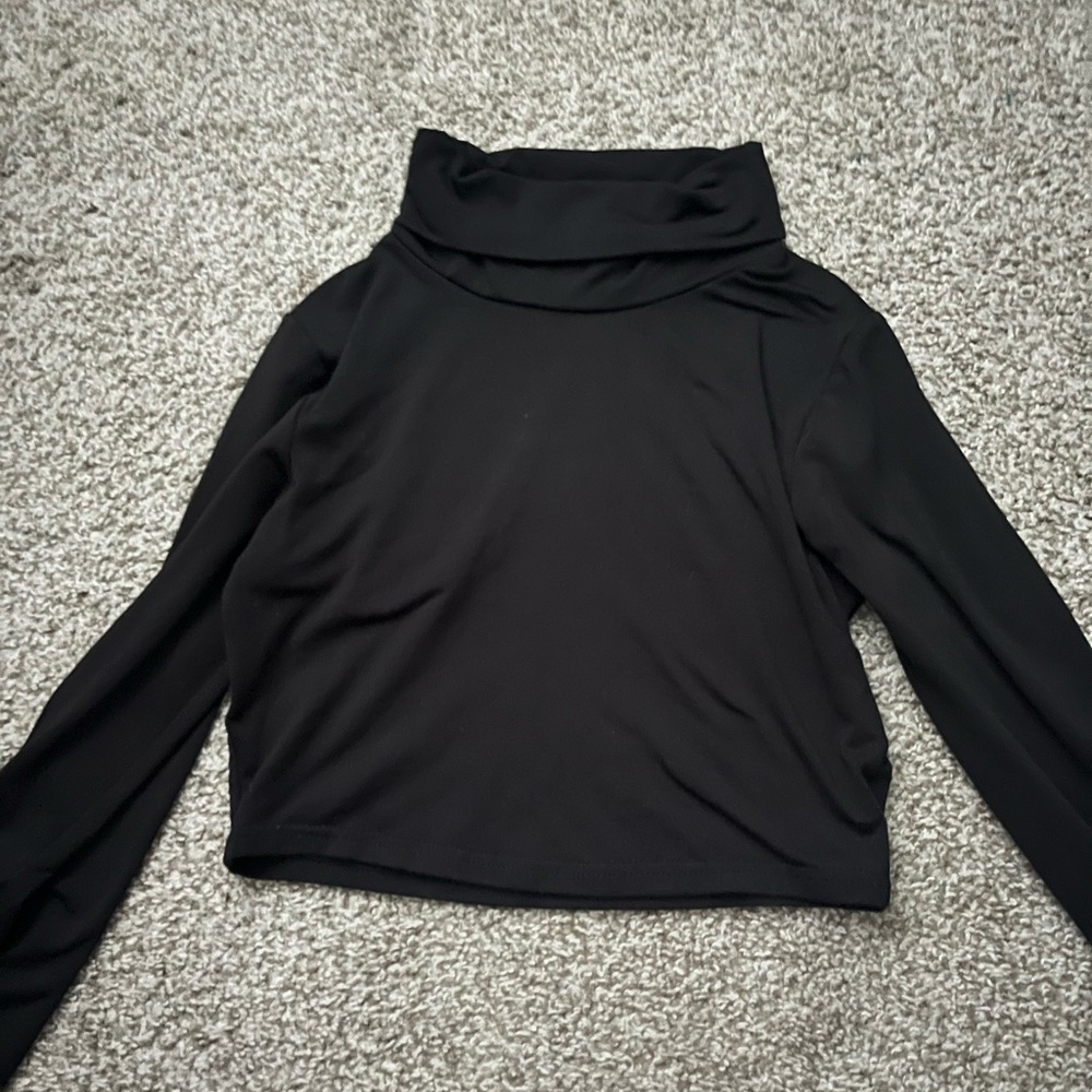 SHEIN Black Turtleneck Long Sleeve Top